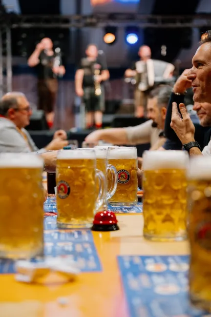 Paulaner Oktoberfest Torino si tinge di solidarietà... un gesto concreto per l'UGI