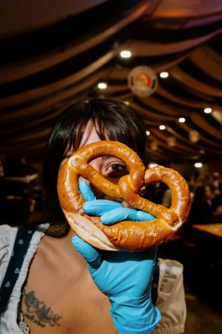Paulaner Oktoberfest Torino si tinge di solidarietà... un gesto concreto per l'UGI
