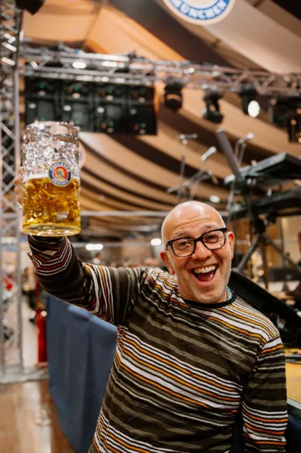 Paulaner Oktoberfest Torino si tinge di solidarietà... un gesto concreto per l'UGI