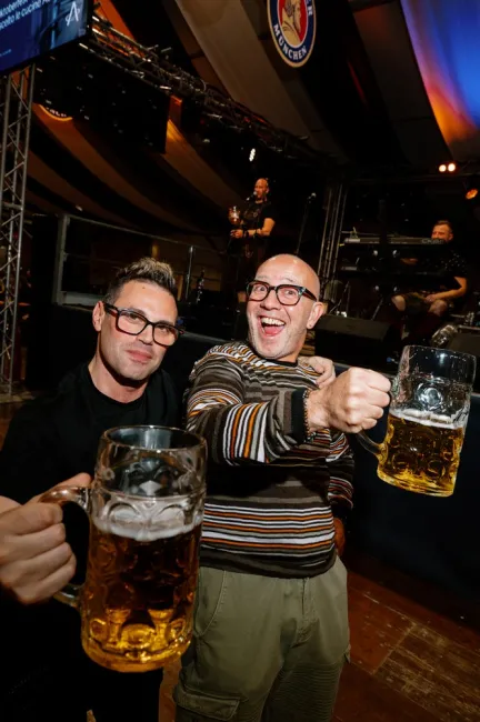 Paulaner Oktoberfest Torino si tinge di solidarietà... un gesto concreto per l'UGI