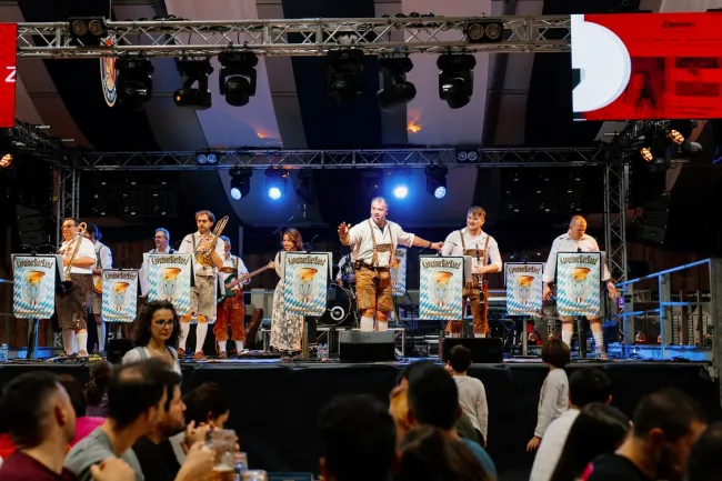 La prima domenica al Paulaner Oktoberfest Torino