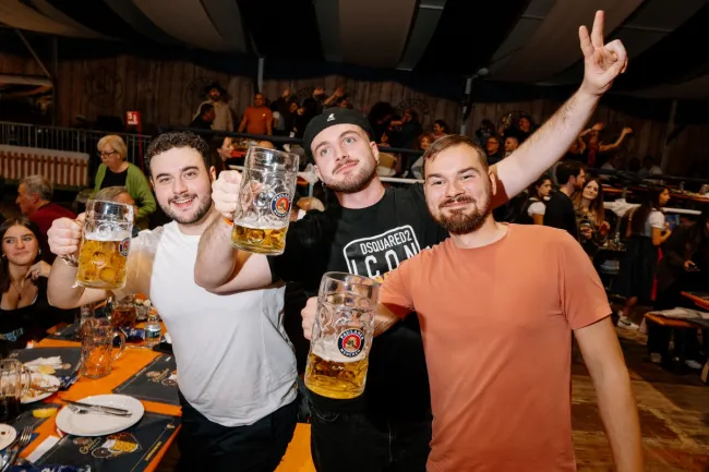 La prima domenica al Paulaner Oktoberfest Torino