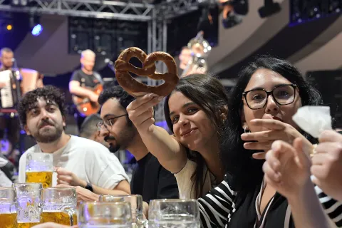 Un serata al Paulaner Oktoberfest Torino