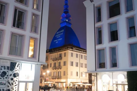 La Mole si illumina di... Paulaner Oktoberfest Torino